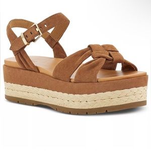 Ugg Neusch Chestnut Sandle